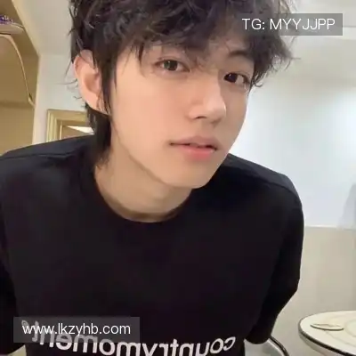 束阔宸